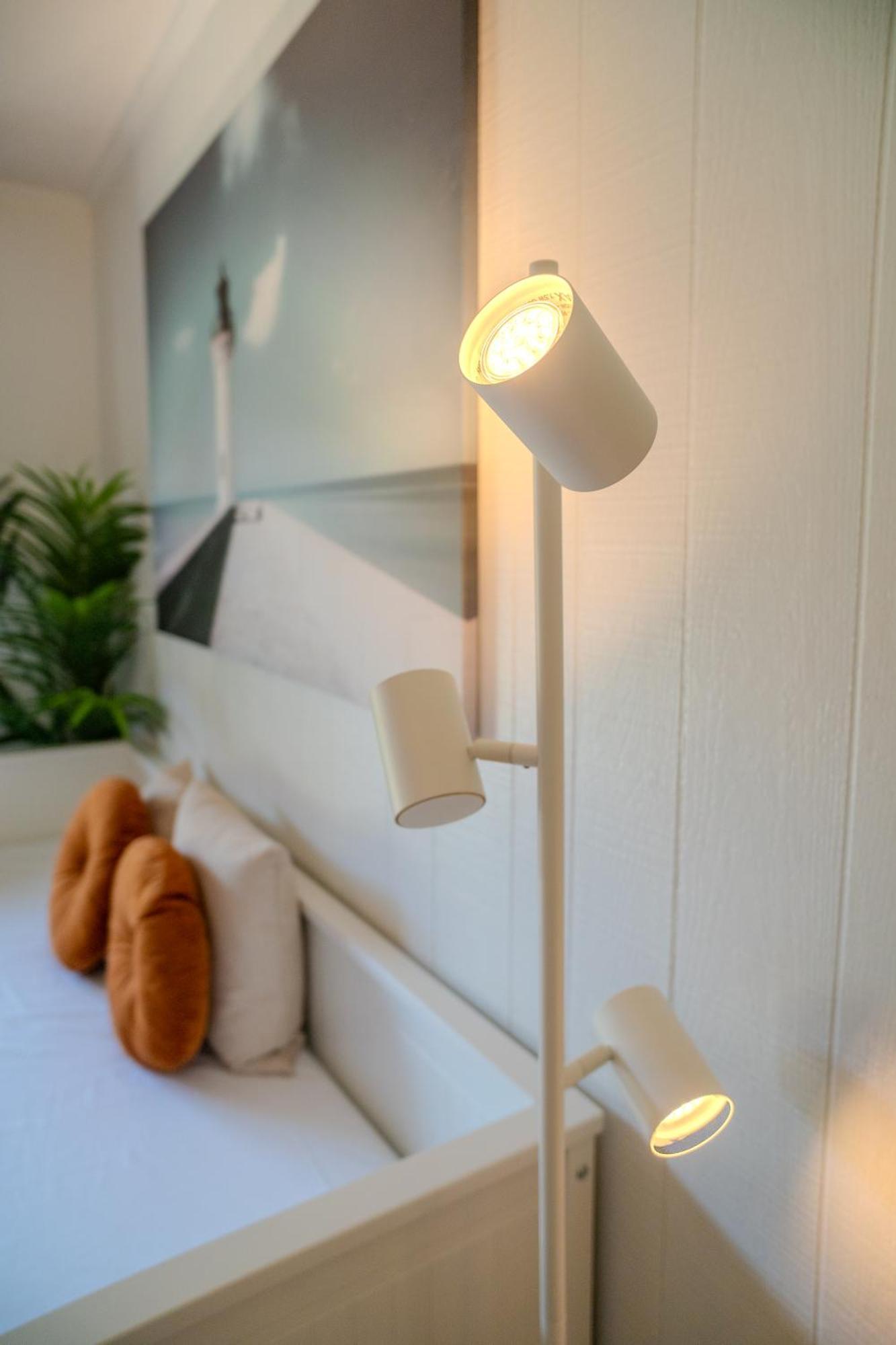 Flamingos Hideaway Stylish 1br Coastal Escape 155
