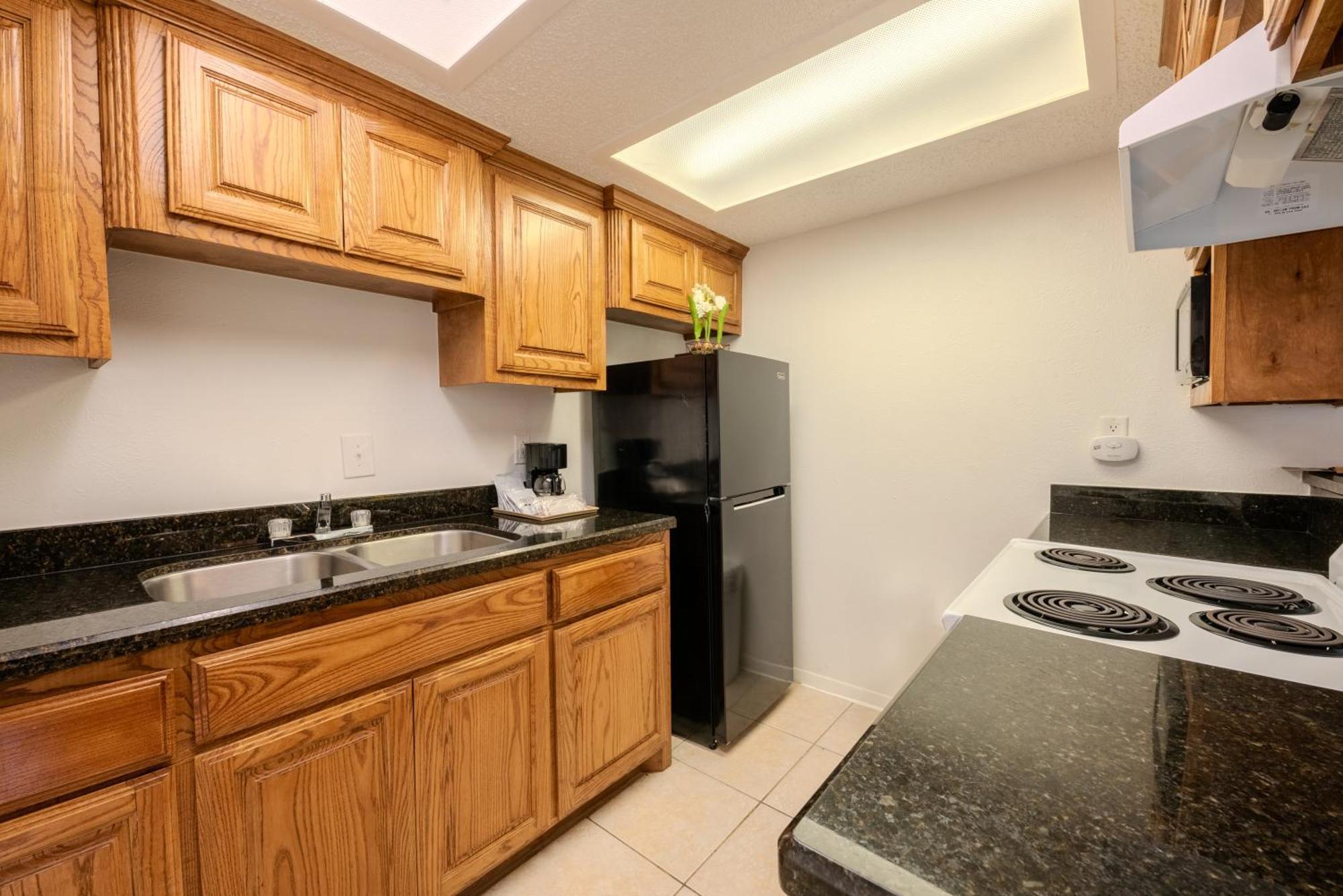 Flamingos Hideaway Stylish 1br Coastal Escape 155 Apartment