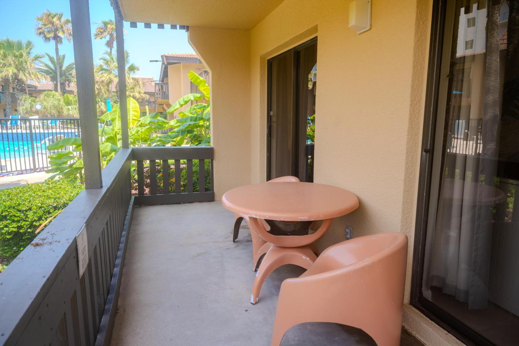 Flamingos Hideaway Stylish 1br Coastal Escape 155 Apartment South Padre Island